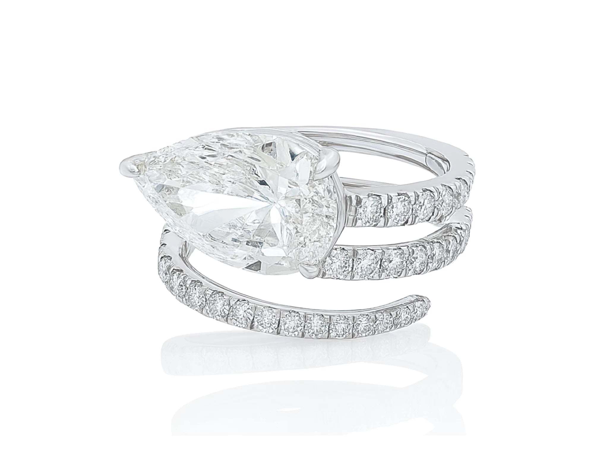 14k Pear Cut Spiral Micropavé Engagement Ring 5.50 CT – lifestyle 4433