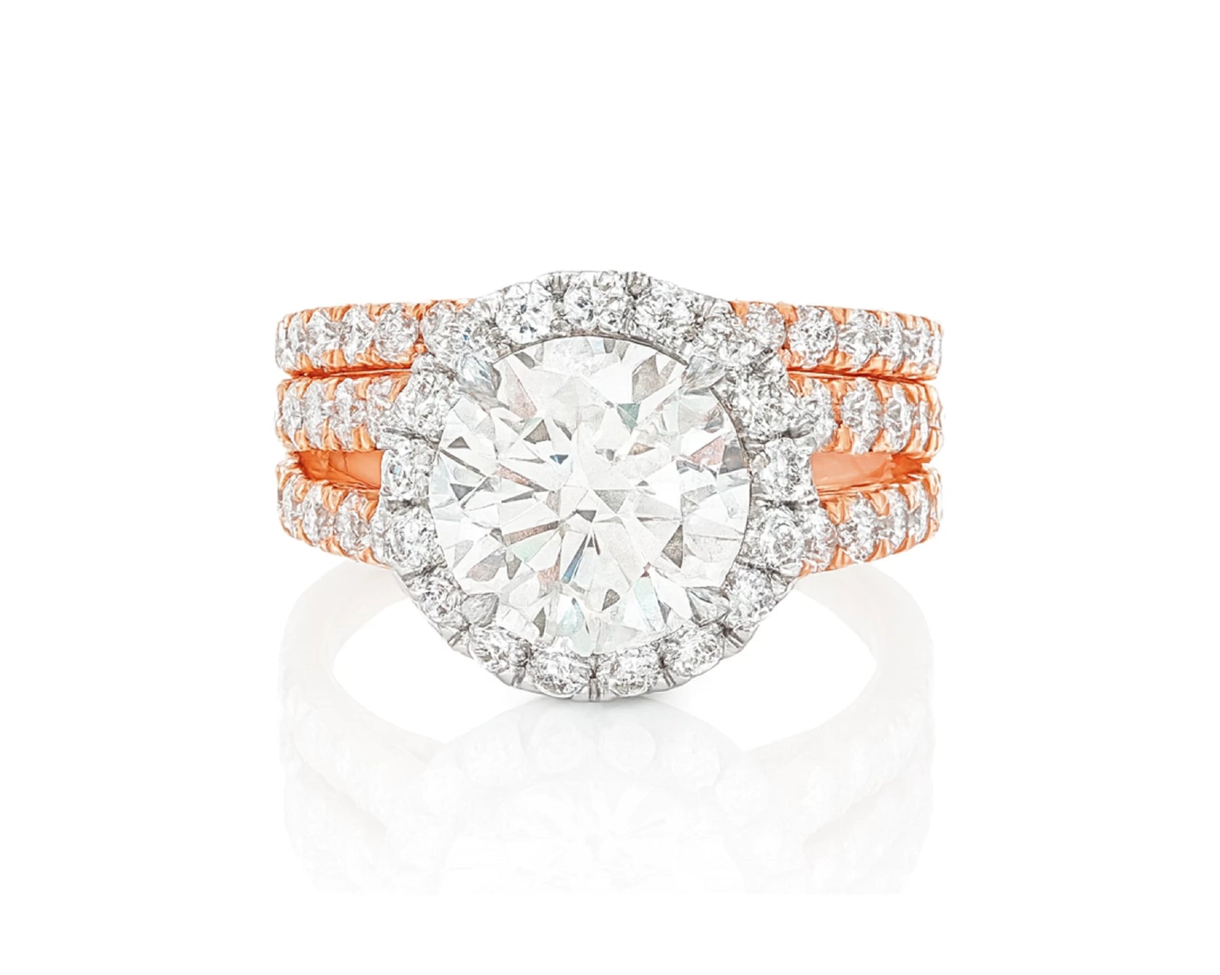 14k Round Cut Halo Diamond Engagement Ring Set 3.80 CT – lifestyle 2128