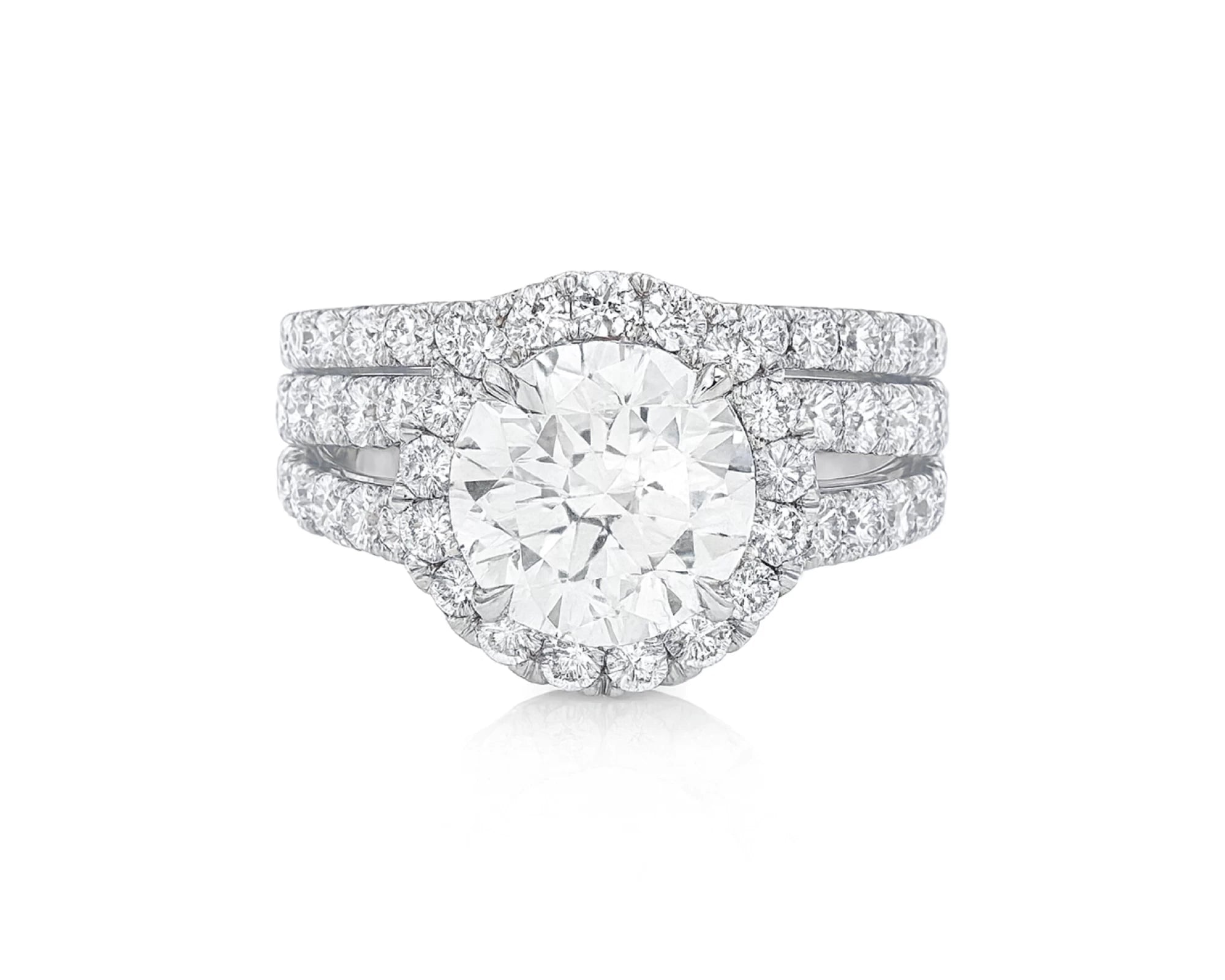 14k Round Cut Halo Diamond Engagement Ring Set 3.80 CT – lifestyle 2163