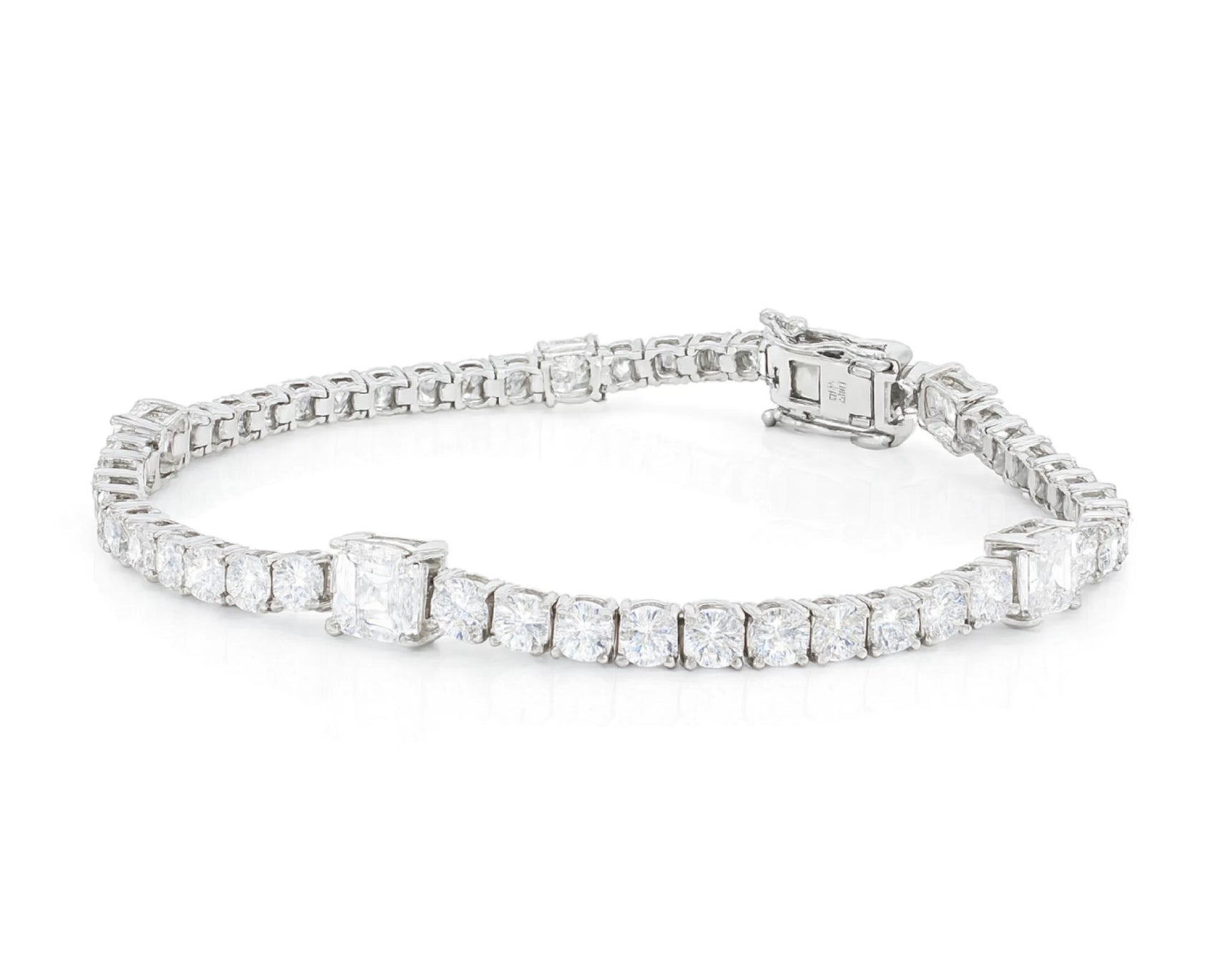 14K Round Cut Tennis Bracelet with Center Stone 11.48ct – lifestyle 4073