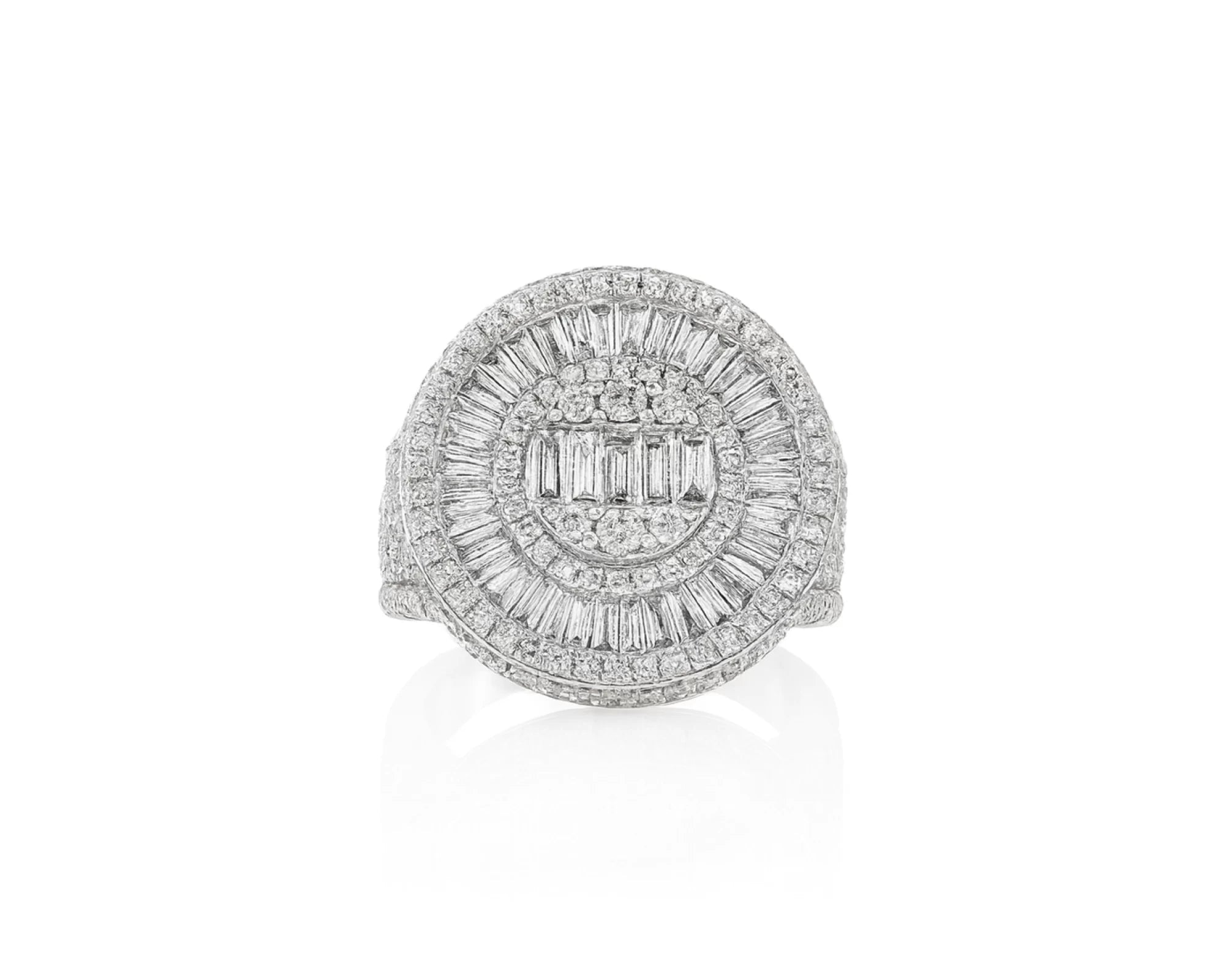 14k Two-Tone Gold Diamond Ring with Round and Baguette Cut 5.00ct – lifestyle 410