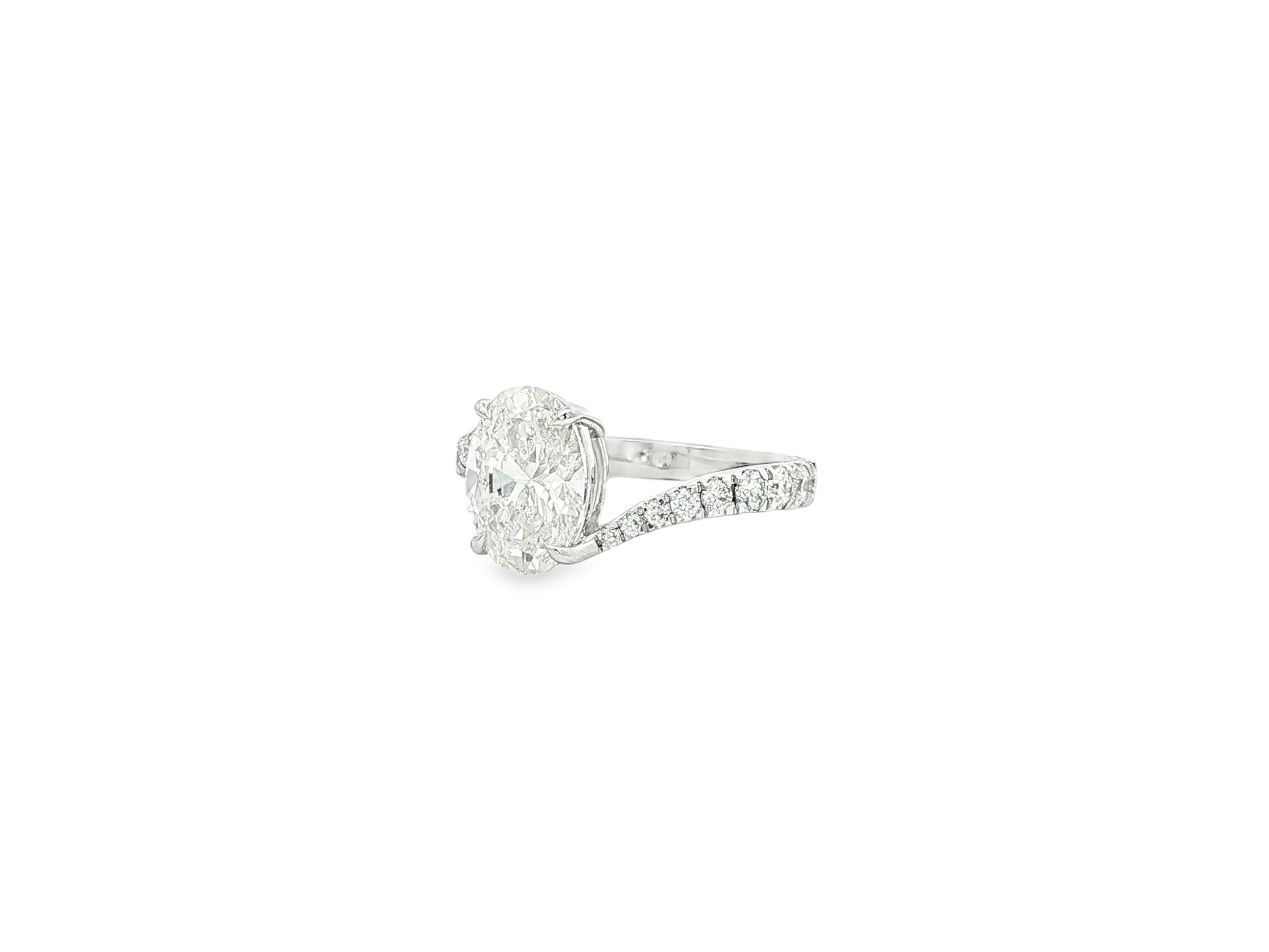 14k Gold Diamond Engagement Ring Oval-Cut Center & Twisted Pavé Band 2.60ct