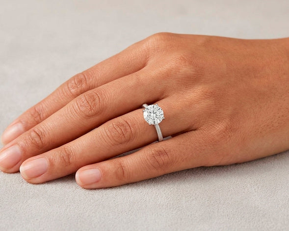 14k Gold Diamond Engagement Ring with Round Brilliant-Cut Solitaire Design 1.55 CT
