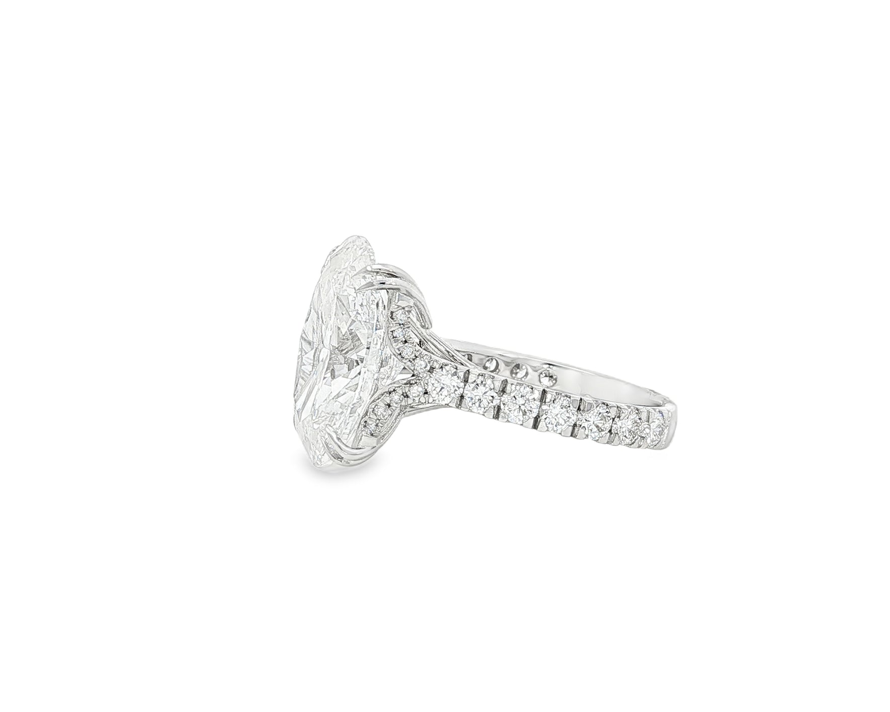 14k Gold Diamond Oval-Cut Solitaire Ring with Pavé Band 9.13 CT