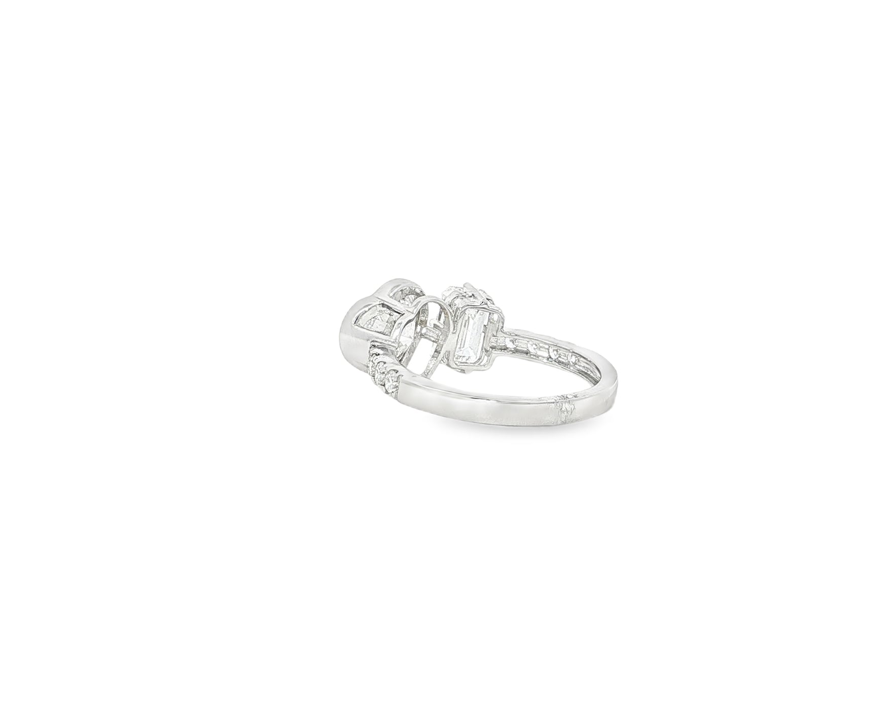 14k Gold Diamond Ring with Heart-Shaped & Emerald-Cut 3.0ct
