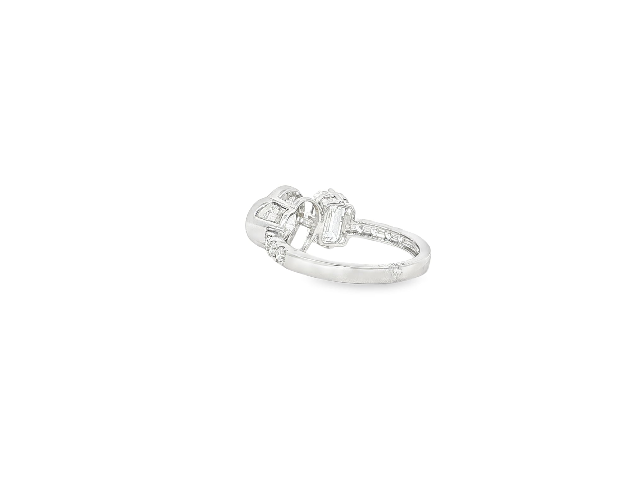 14k Gold Diamond Ring with Heart-Shaped & Emerald-Cut 3.0ct