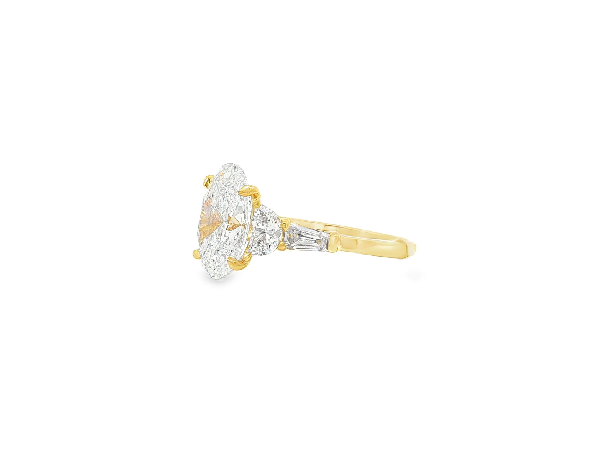14k Gold Diamond Ring with Oval Center & Three-Stone Design 4.68ct