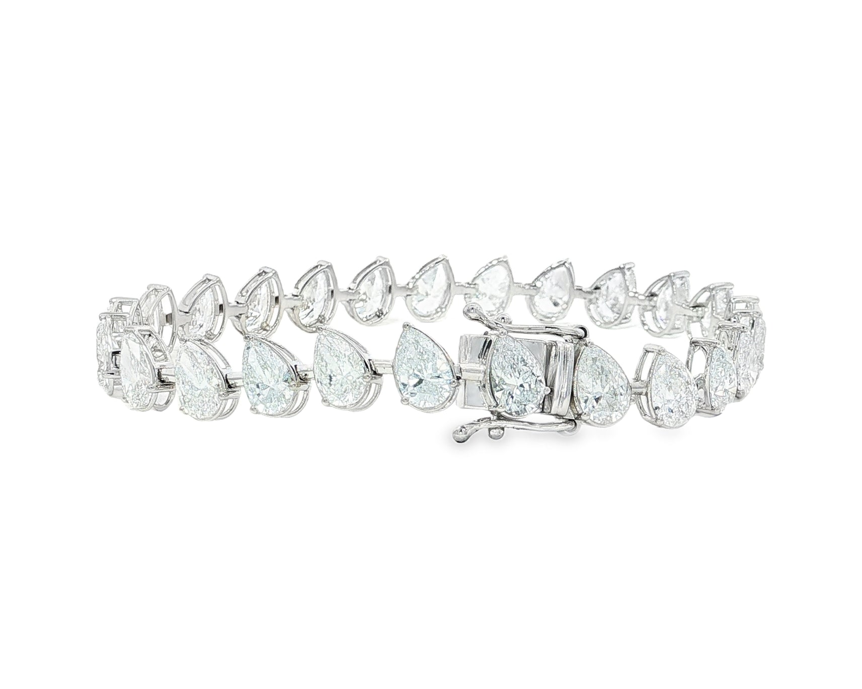 14k Gold Diamond Tennis Bracelet with Pear-Shape Diamond Links 13.71ct