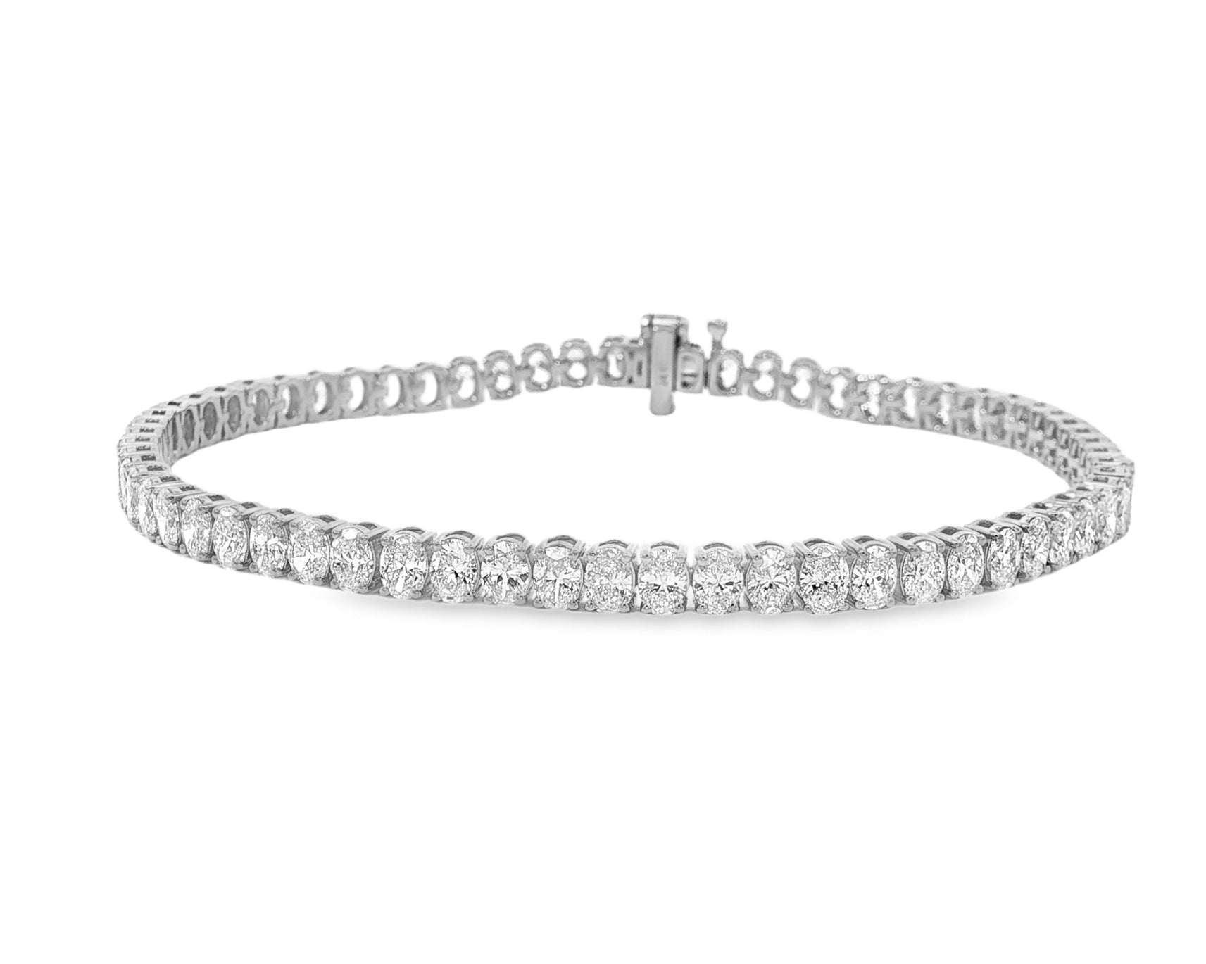 14k Gold Diamond Tennis Bracelet with Round-Cut Design 6.5ct
