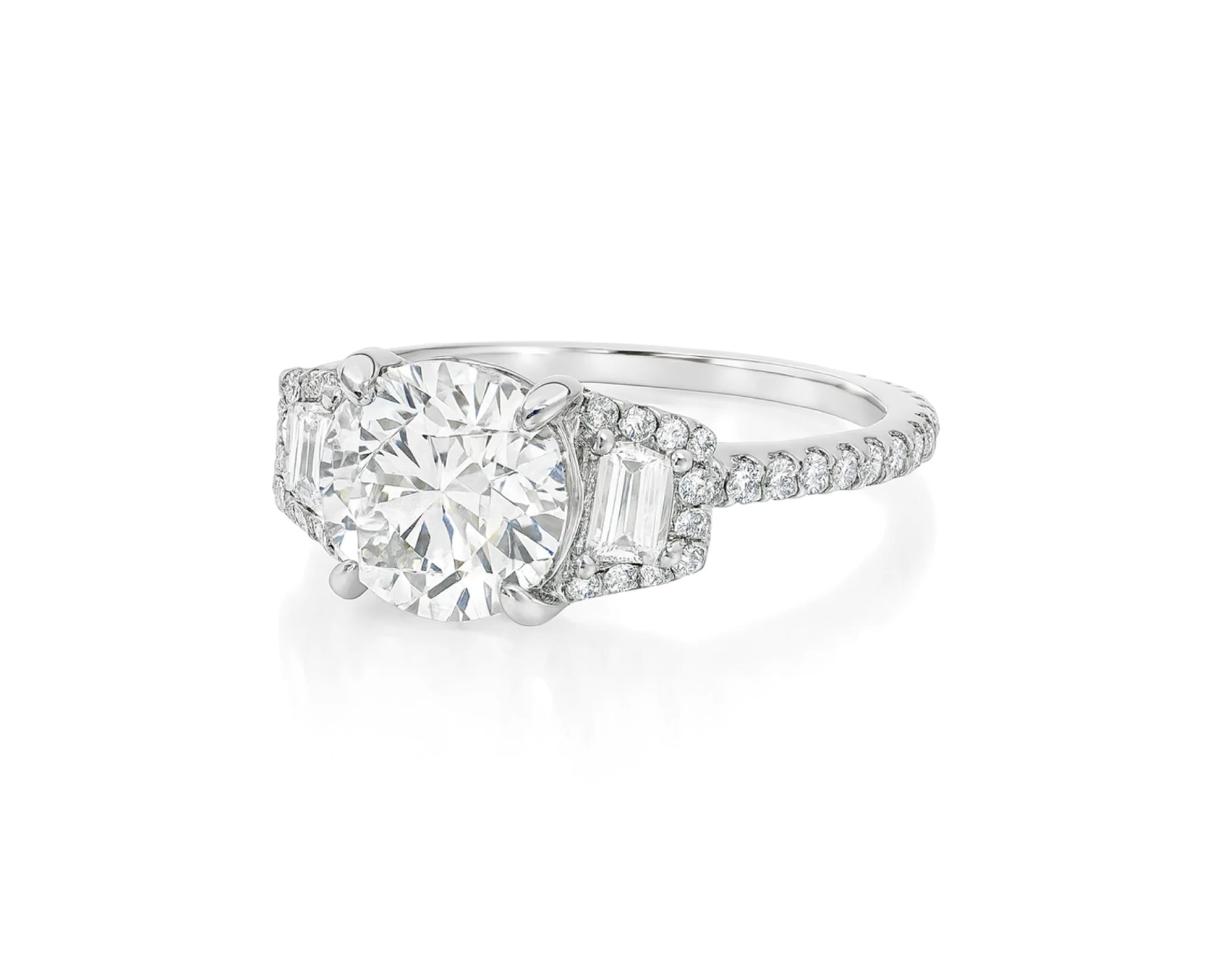 18k Round Cut Baguette Side Stone Diamond Engagement Ring 2.79 CT – lifestyle 2442