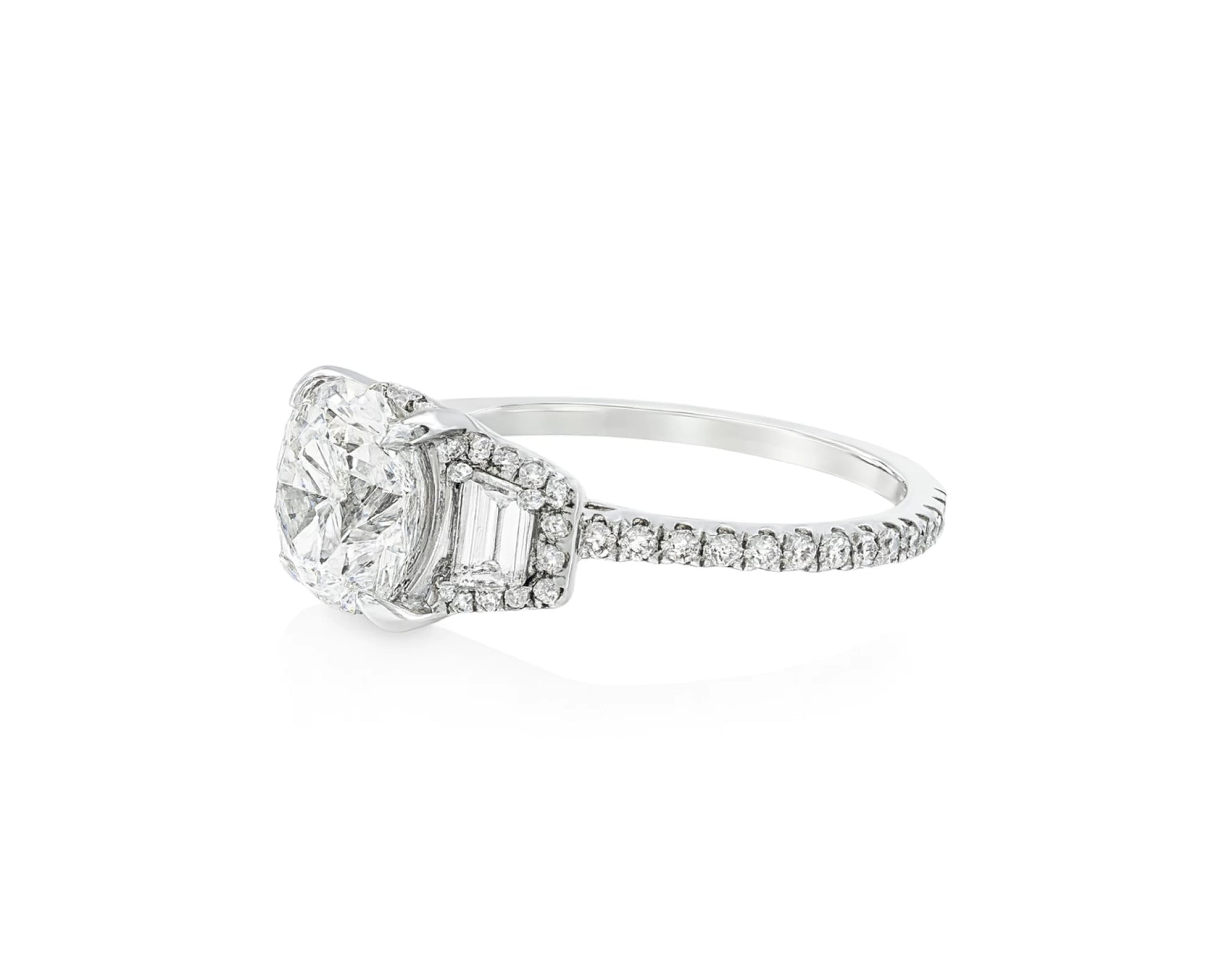 18k Round Cut Baguette Side Stone Diamond Engagement Ring 2.79 CT – lifestyle 2443