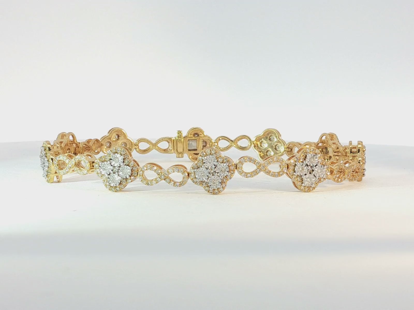 10k Gold Diamond Bracelet with Floral Round-Cut Cluster & Infinity-Link Design 1.42ct