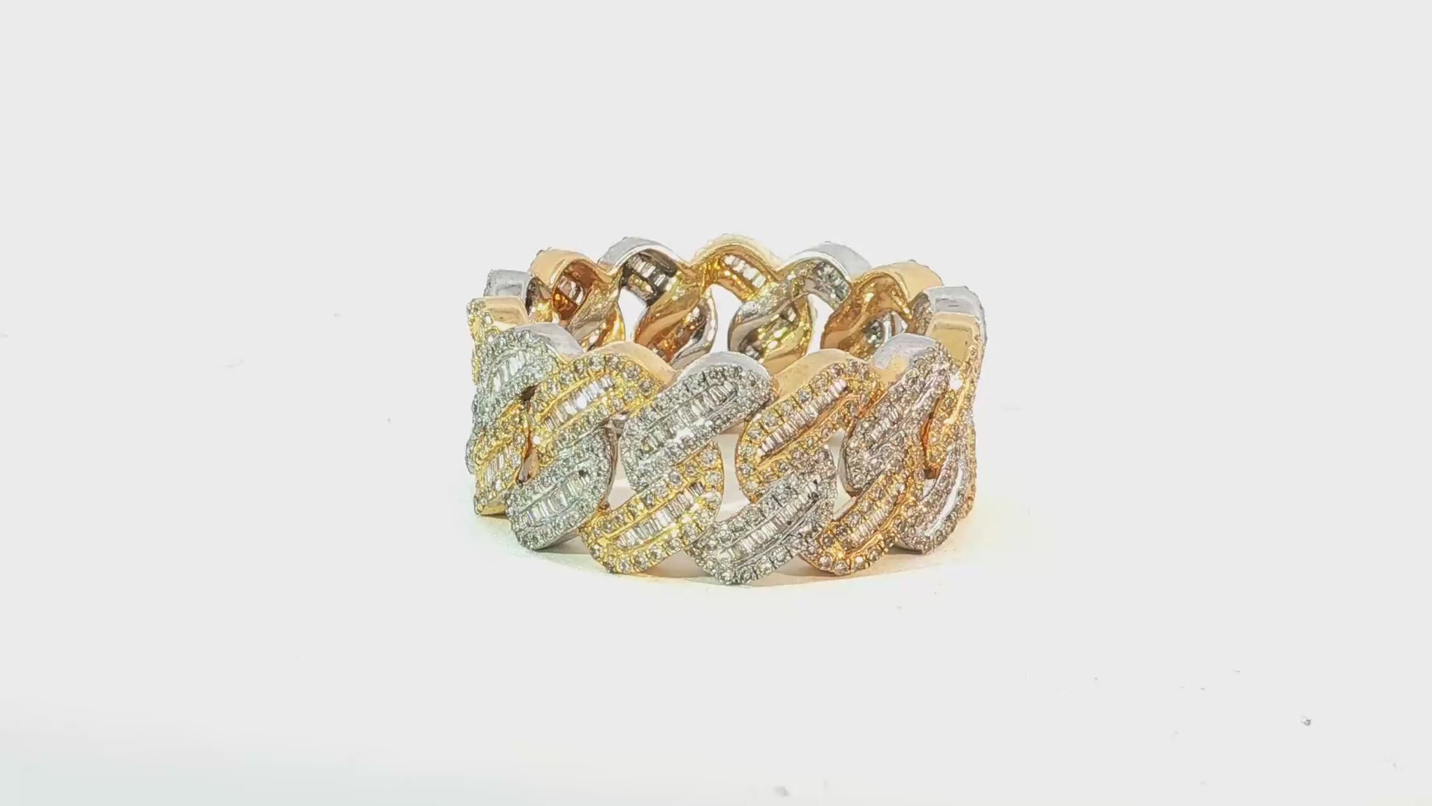 10K Gold Cuban Link Diamond Ring with Baguette & Round Cut 1.97ct
