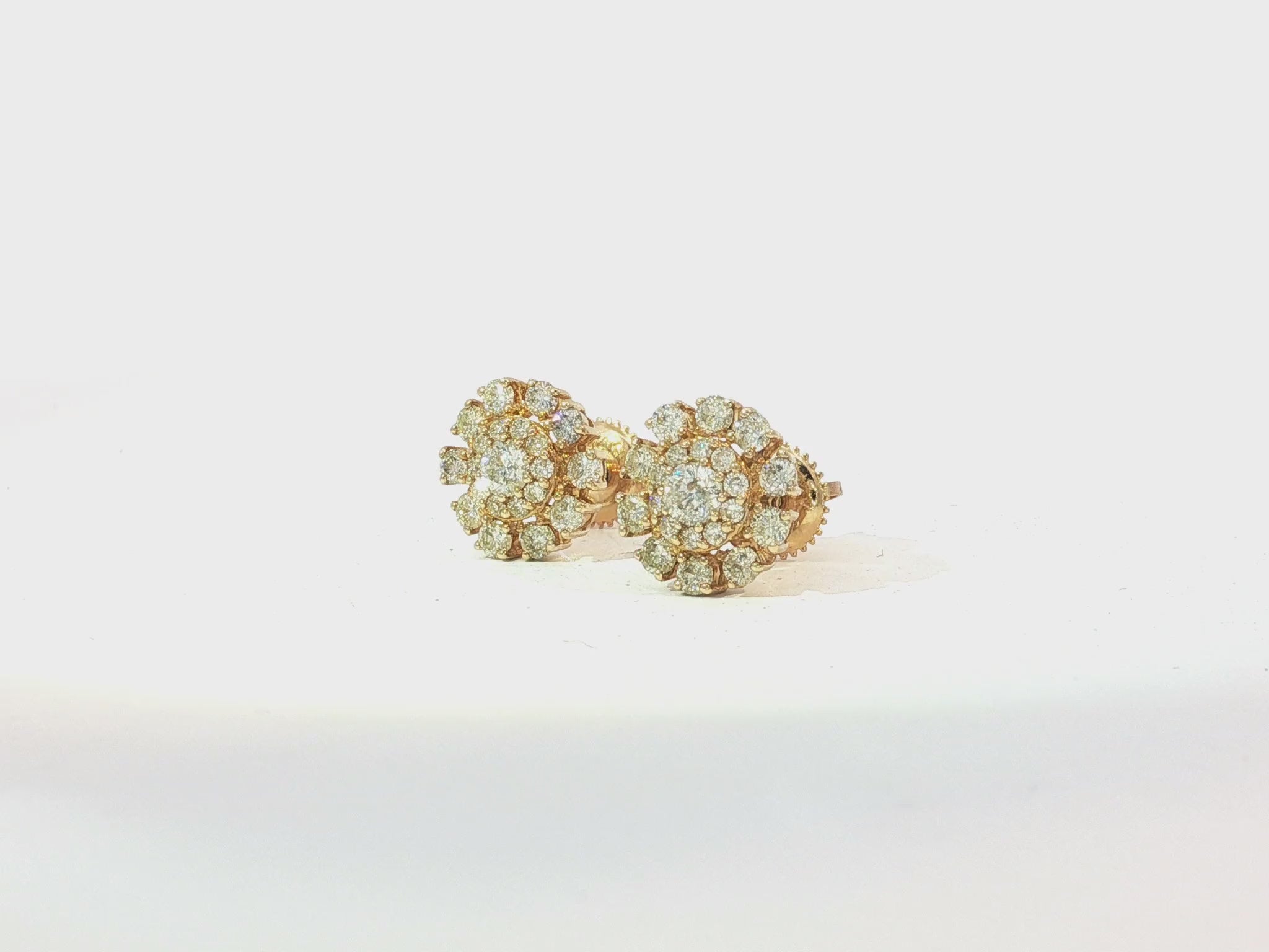 14k Gold Diamond Earrings with Round Cluster Floral Design 1.06ct