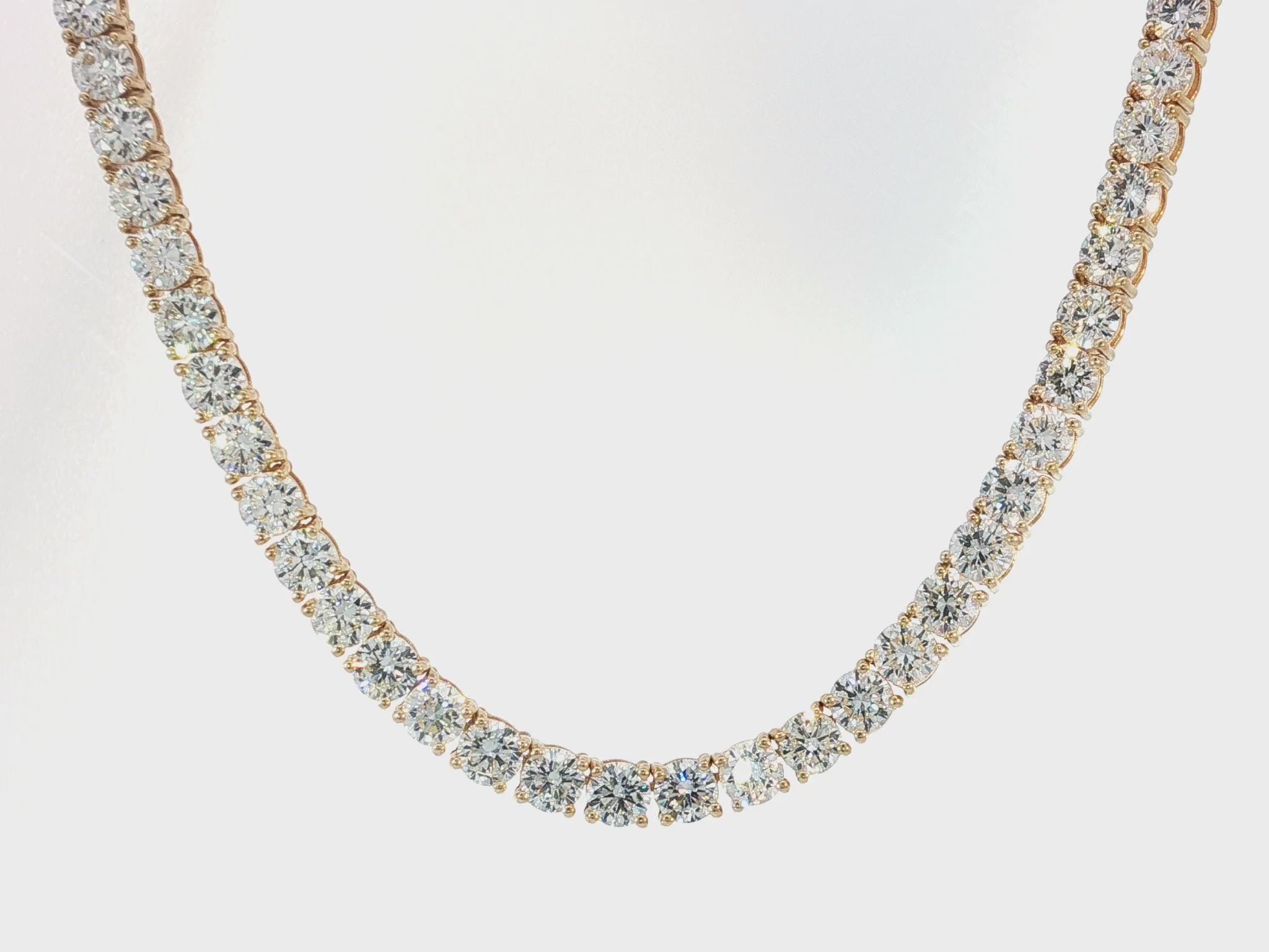 14k Gold Lab-Grown Diamond Necklace with Classic Round-Cut Tennis Design 35ct