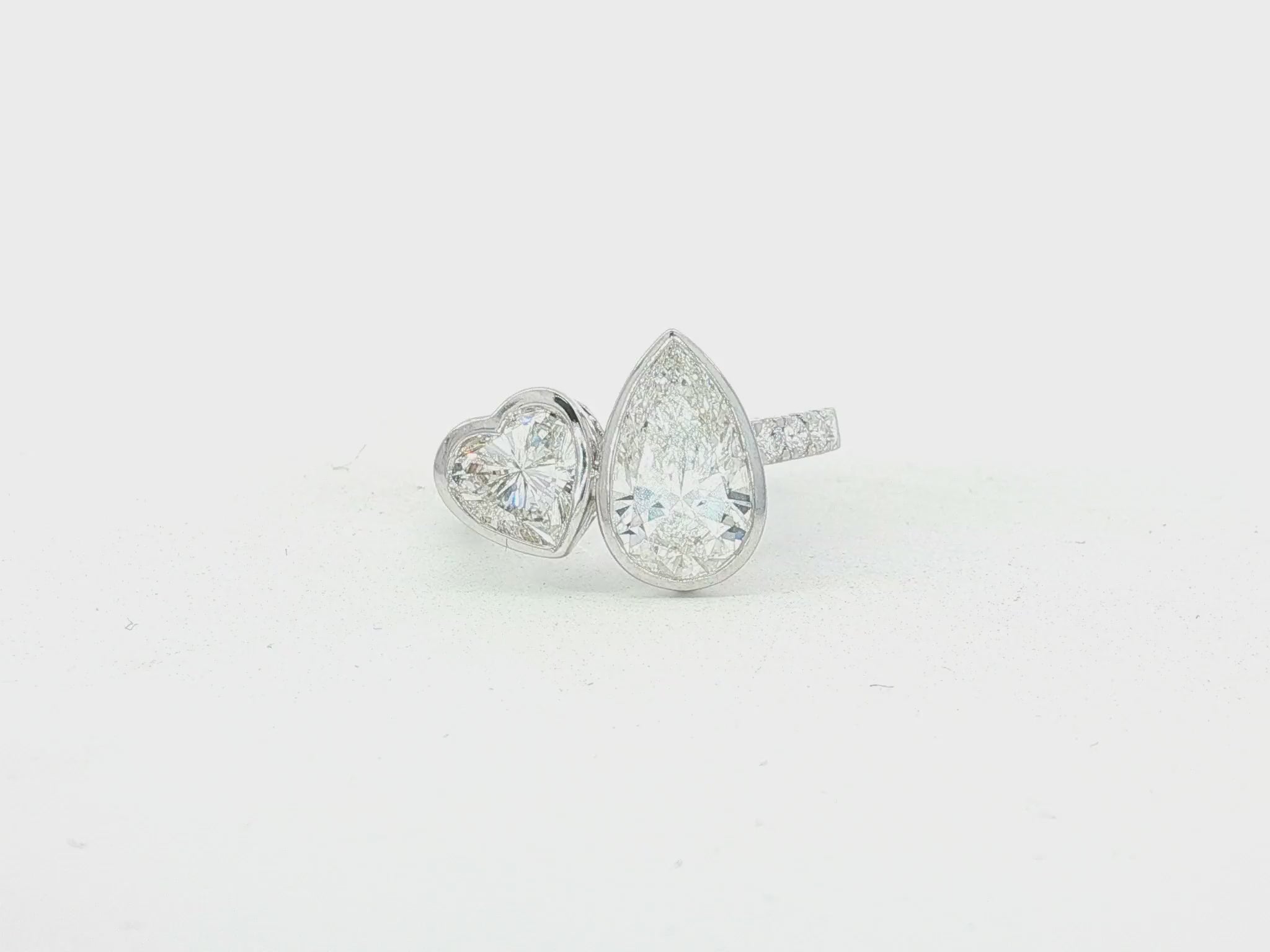 14k Gold Diamond Toi et Moi Ring with Pear & Heart-Shaped Design 3.50 CT