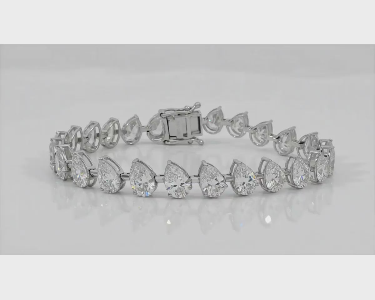 14k Gold Diamond Tennis Bracelet with Pear-Shape Diamond Links 13.71ct – product video