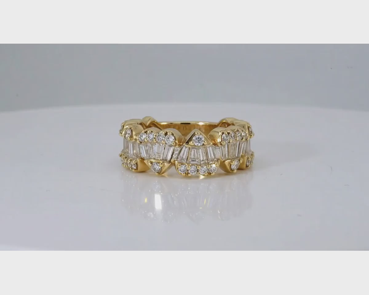 14k Gold Heart-Motif Band with Baguette & Round Diamonds 2.25ct – product video