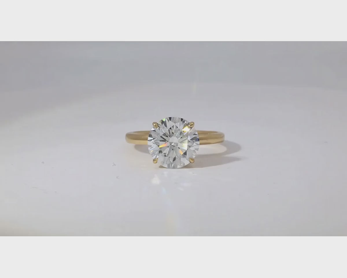 14k Gold Diamond Solitaire Ring with Round-Cut Center 3.09ct – product video