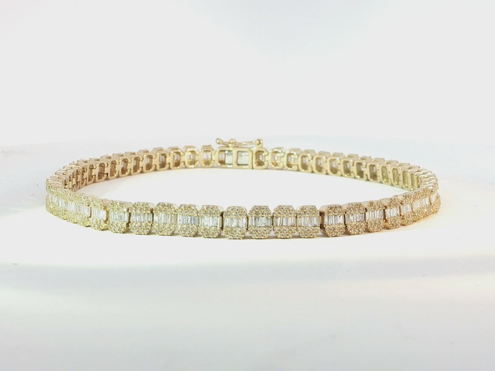 10k Gold Diamond Bracelet with Square Baguette and Round Cut 2.50ct