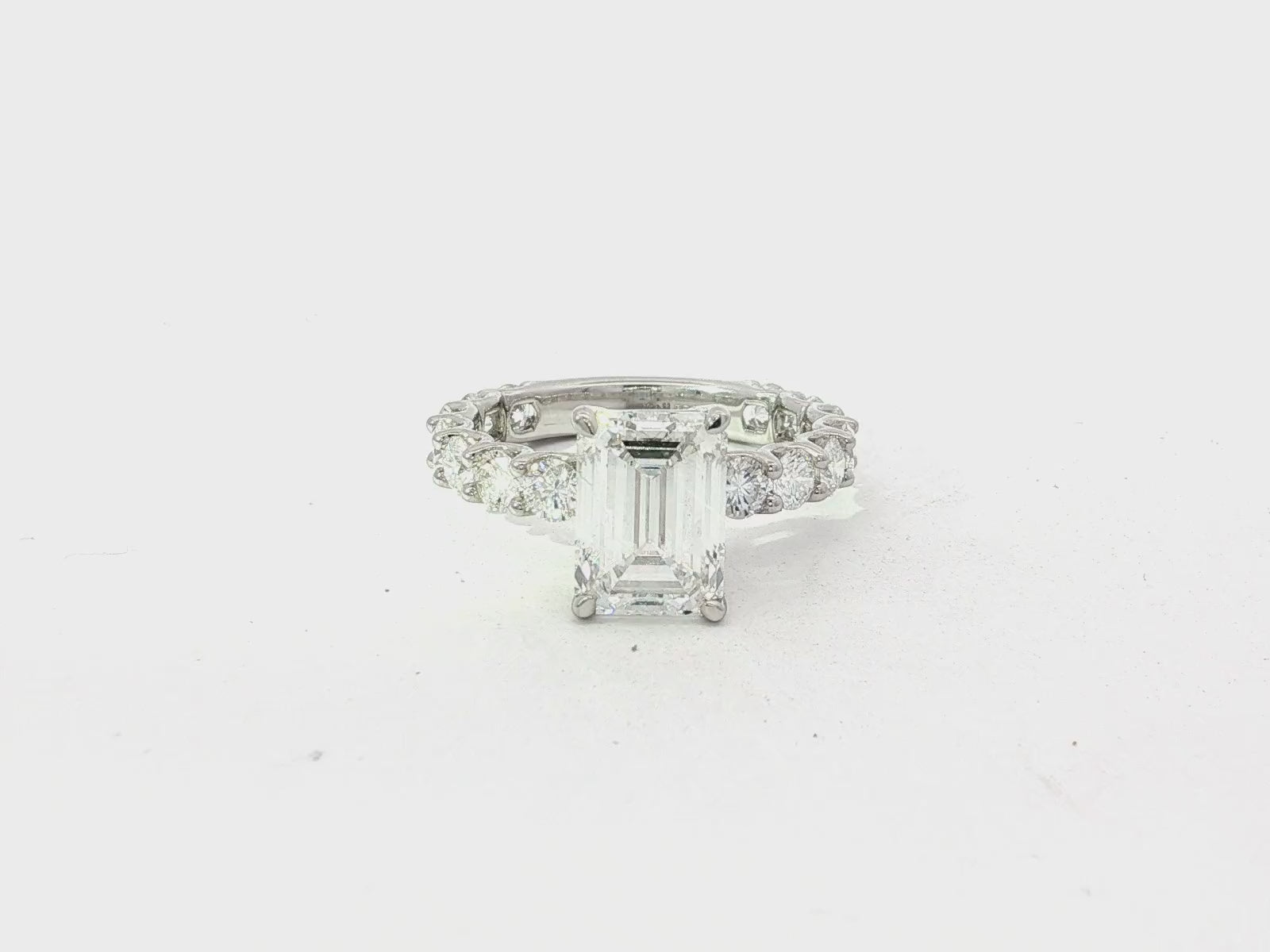 14k Emerald Cut Diamond Cluster Band Engagement Ring 4.61 CT