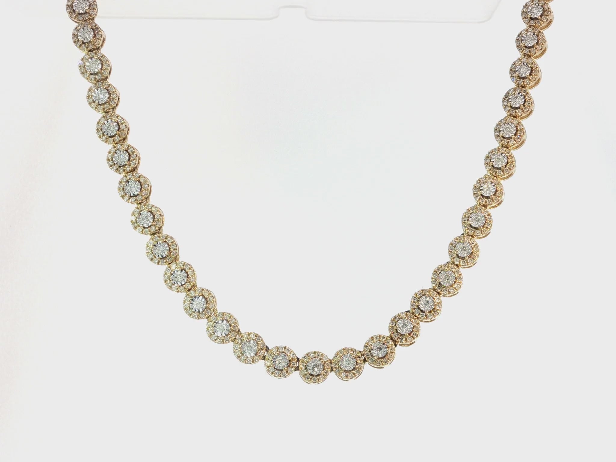 10k Gold Diamond Necklace with Round-Cut Cluster Design 3.0ct