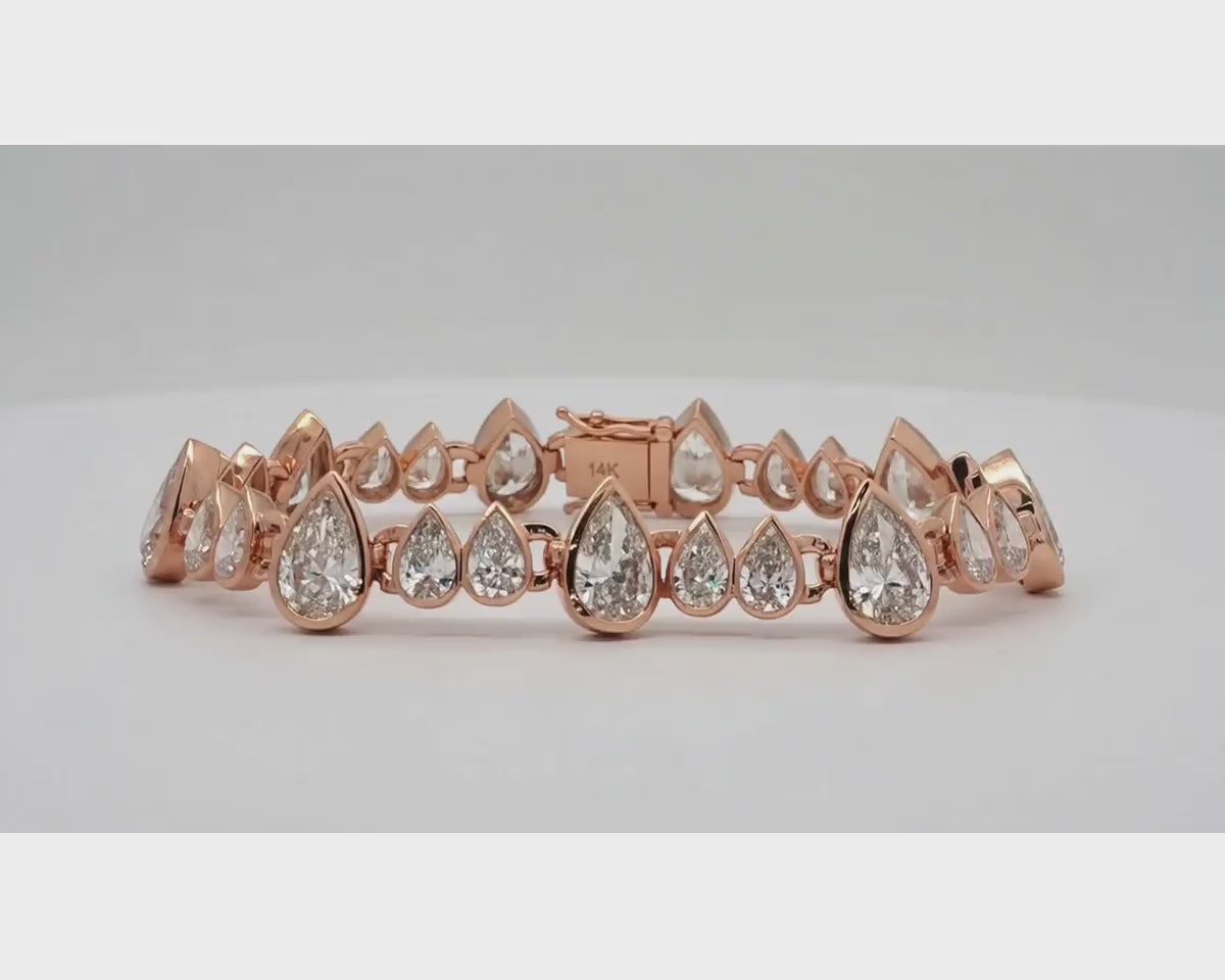 14k Gold Diamond Bracelet with Graduated Pear-Shape Design 22.98ct – product video
