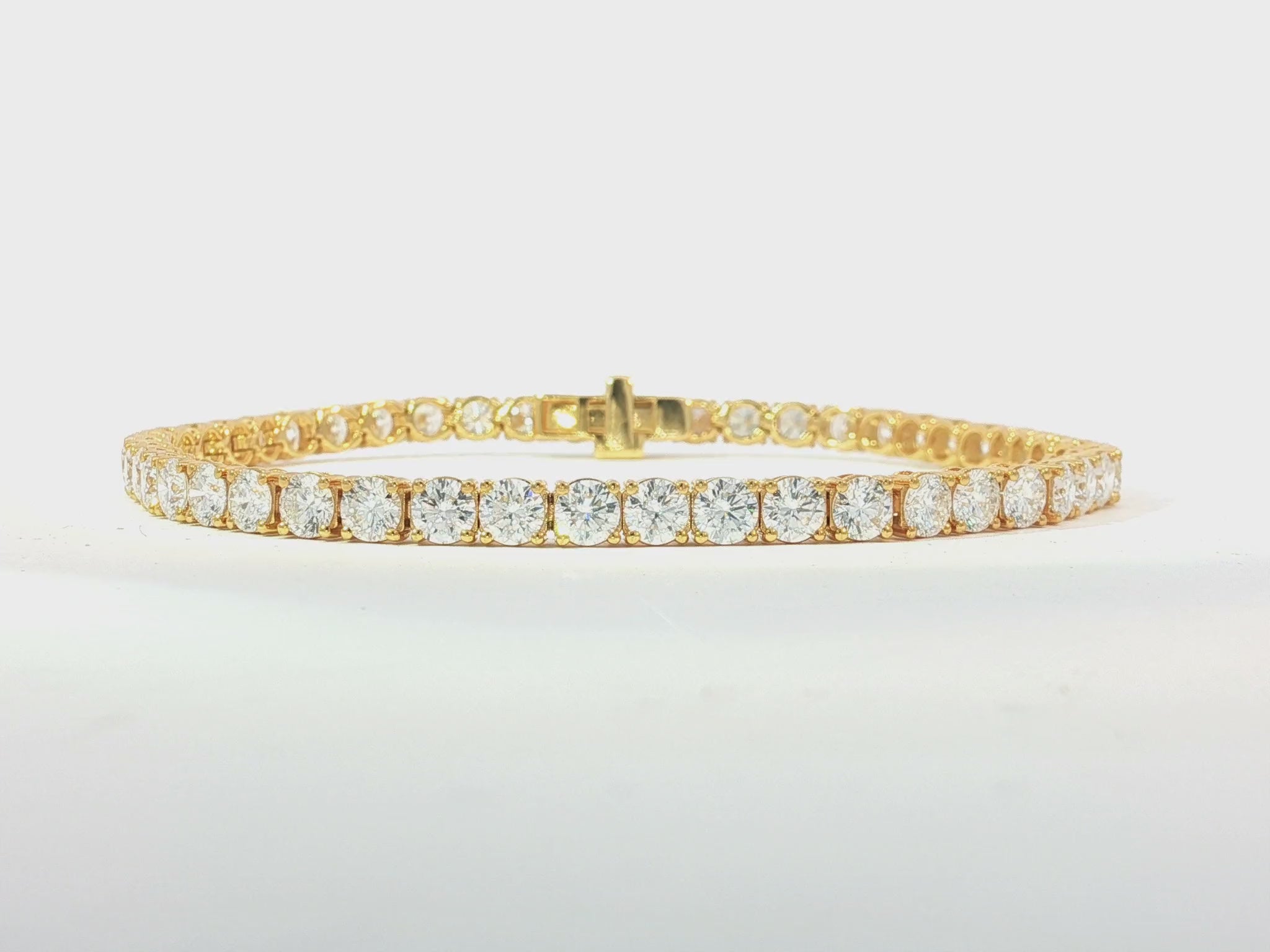 14k Gold Diamond Women’s Tennis Bracelet with Round-Cut Design 7.46ct