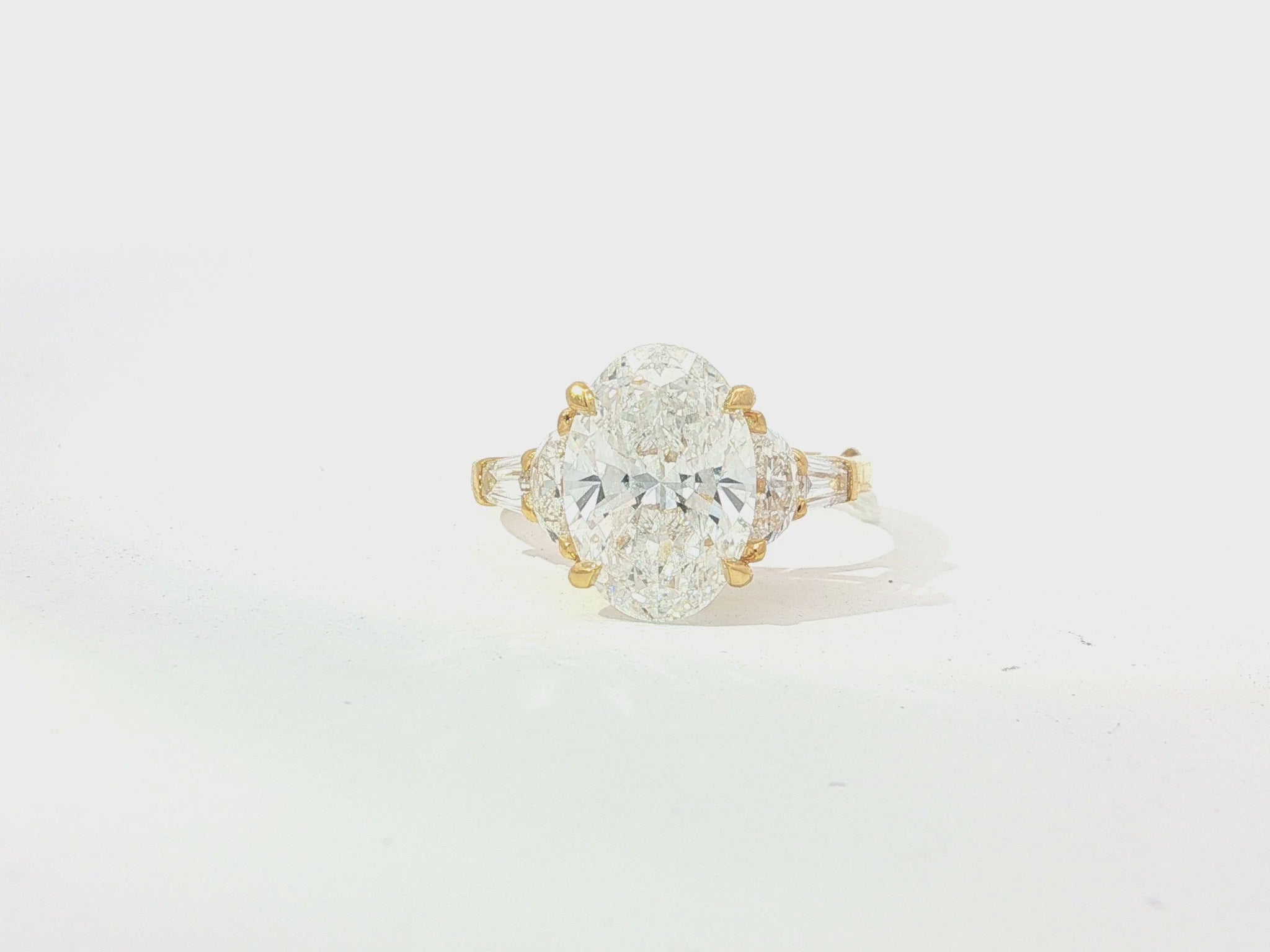 14k Gold Diamond Ring with Oval Center & Three-Stone Design 4.68ct