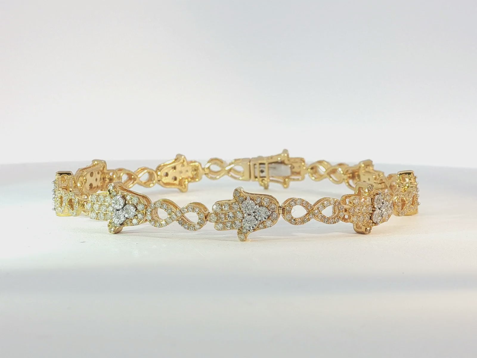 10k Gold Diamond Bracelet with Hamsa & Infinity-Link Round-Cut Design 1.48ct