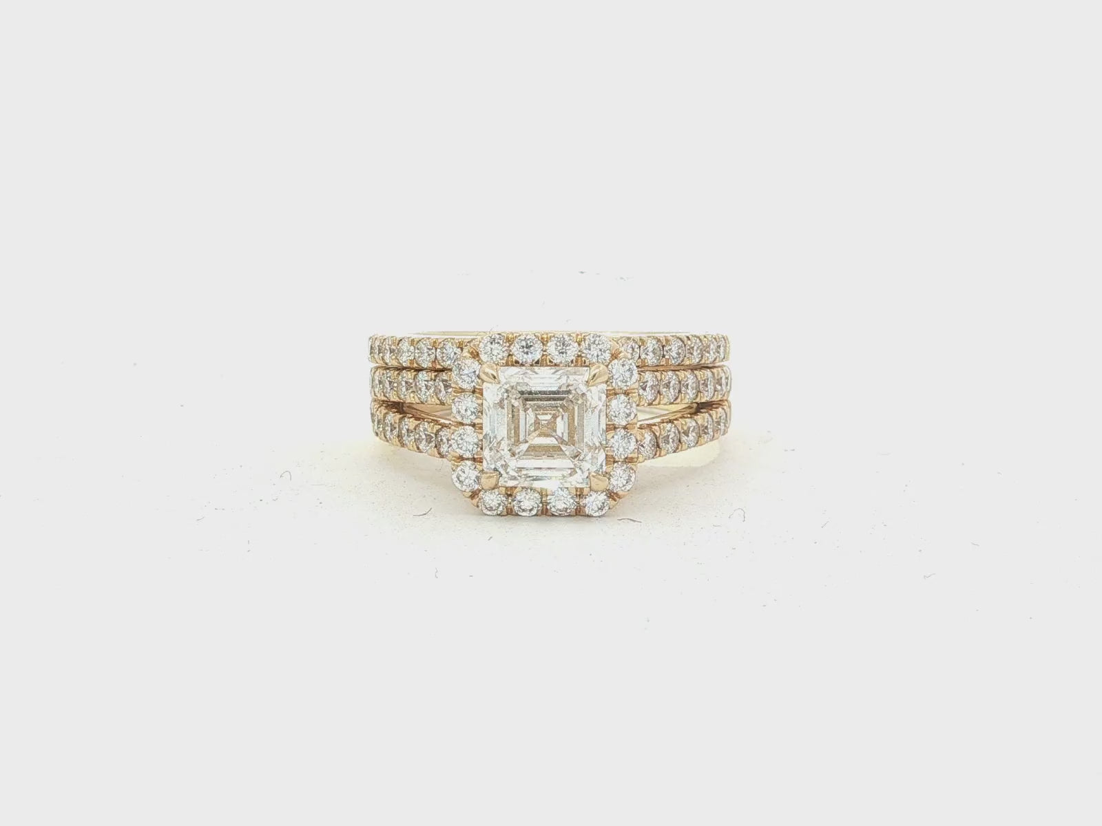14k Emerald-Cut Halo Diamond Ring Set with Split Shank 2.75 CT