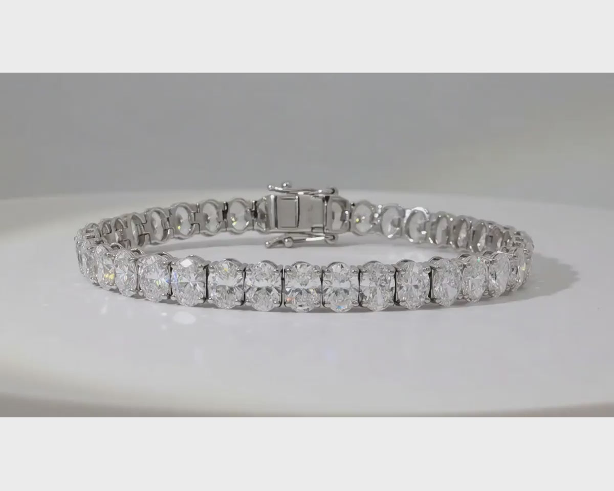 14k Gold Diamond Tennis Bracelet with Oval-Cut Design 17.83ct – product video